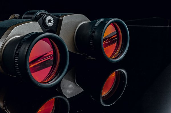 Découvrez les meilleures jumelles de vision nocturne en 2025